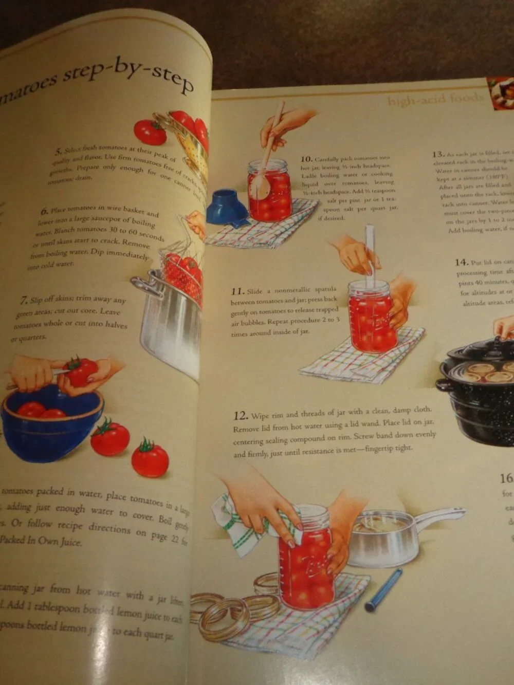 Cookbook Softcover BALL BLUE BOOK of preserving 124 Pgs. Illus.